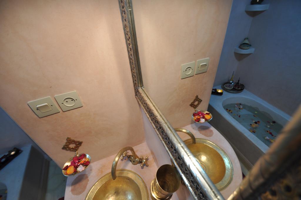 Riad La Famille Marrakesh Eksteriør billede