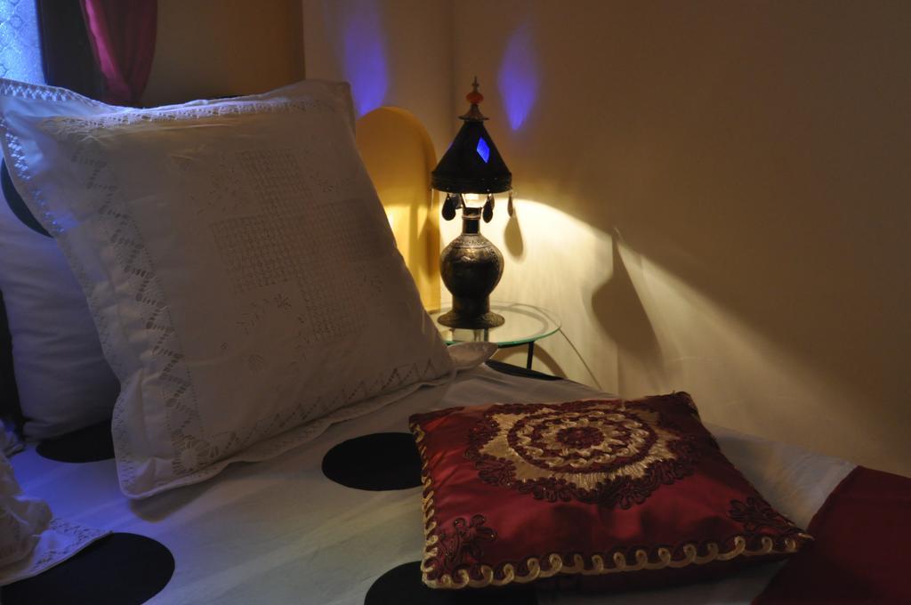 Riad La Famille Marrakesh Værelse billede